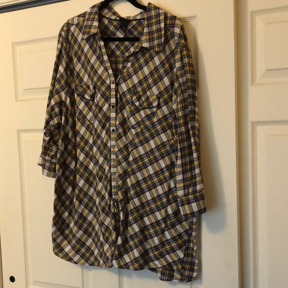 Torrid plaid button down shirt